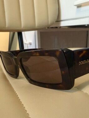 Dolce & Gabbana Tortoiseshell Rectangular Sunglasses - Brown